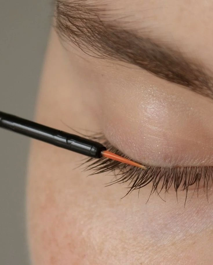 Eyelash Growth Serums