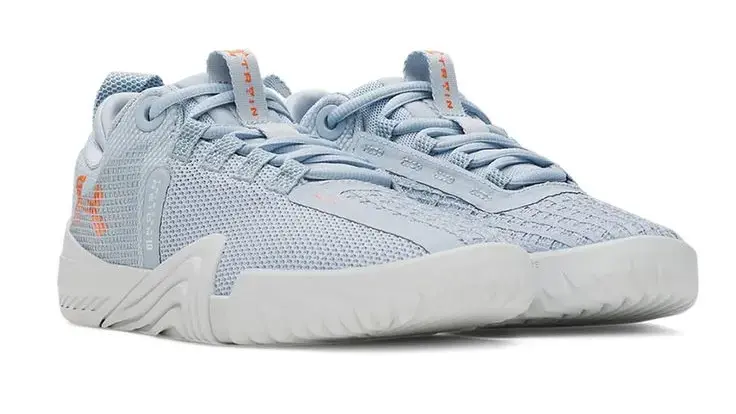 Under Armour UA Reign 6